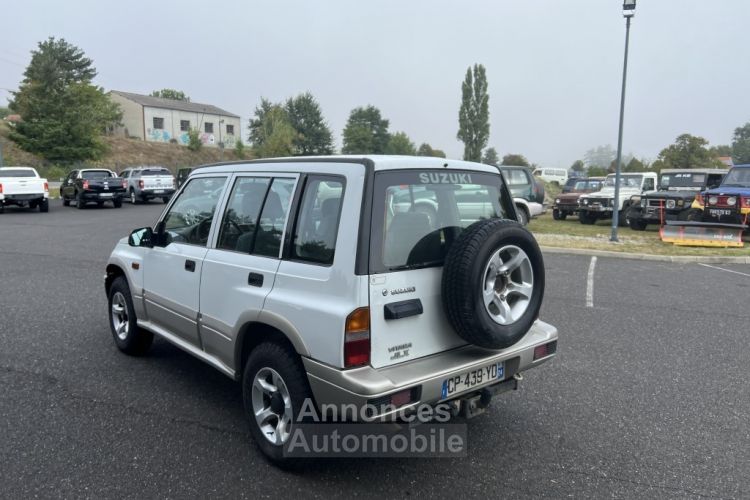 Suzuki Vitara 2 L HDI 5 Portes JLX - <small></small> 11.700 € <small></small> - #6