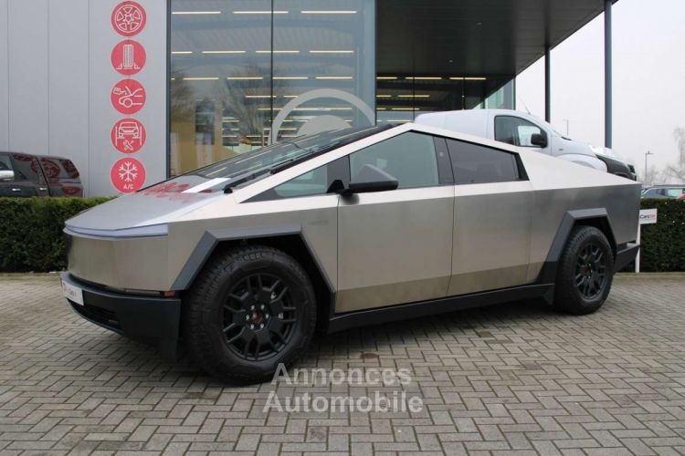 Tesla Cybertruck Uniek ~ Foundation BTW wagen 145.000 netto - <small></small> 175.450 € <small>TTC</small> - #2