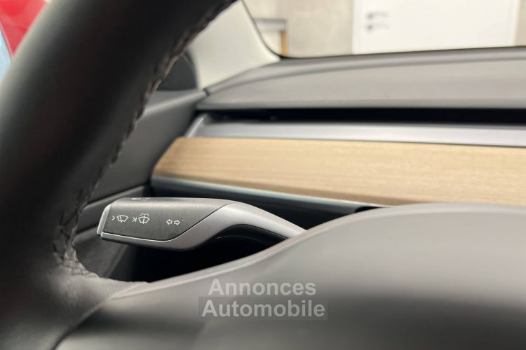 Tesla Model 3  Long-Range Dual Motor AWD - <small></small> 29.990 € <small>TTC</small> - #50