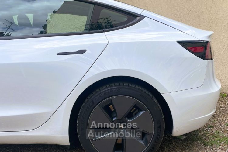 Tesla Model 3 275 AUTONOMIE STANDARD RWD 60KWH - <small></small> 27.990 € <small>TTC</small> - #28