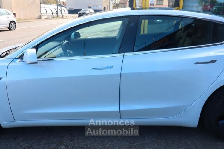 Tesla Model 3 460 CH 211 PPM 75 KWH GRANDE AUTONOMIE 4WD DUAL-MOTOR BVA - <small></small> 21.989 € <small>TTC</small> - #3