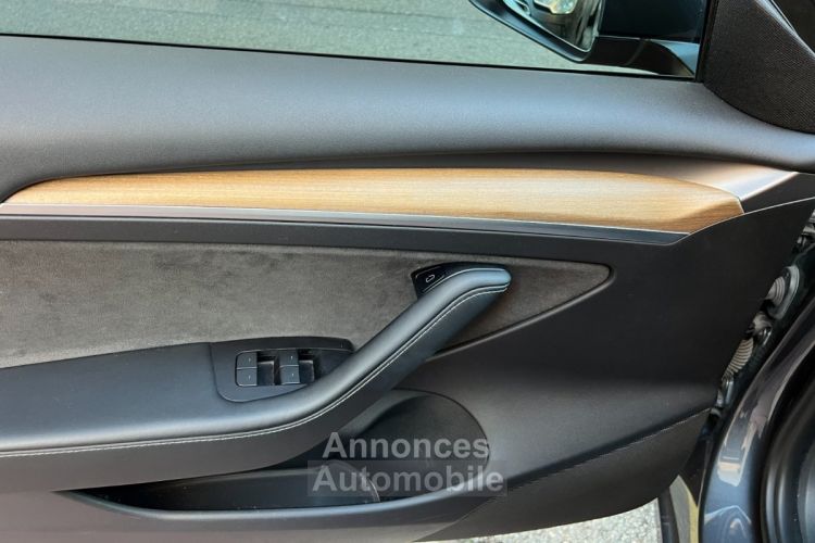 Tesla Model 3 Autonomie Standard Range Plus 325 cv - <small></small> 29.990 € <small>TTC</small> - #31