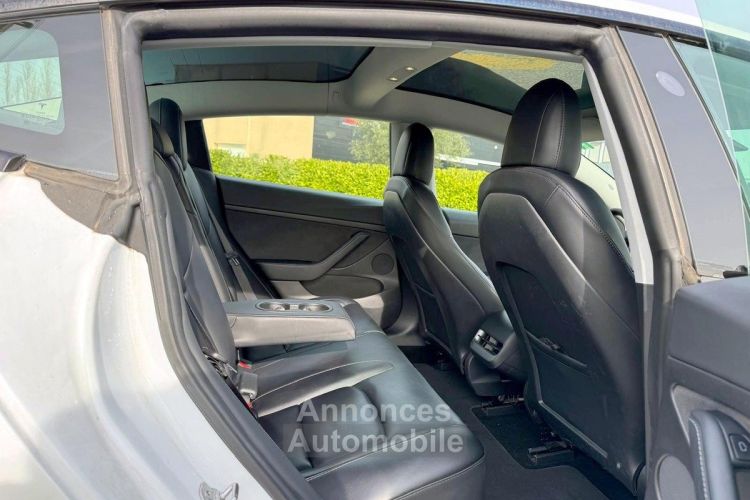 Tesla Model 3 Berline Grande Autonomie Dual Motor AWD 19159HT GARANTIE 12 MOIS - <small></small> 22.990 € <small>TTC</small> - #12