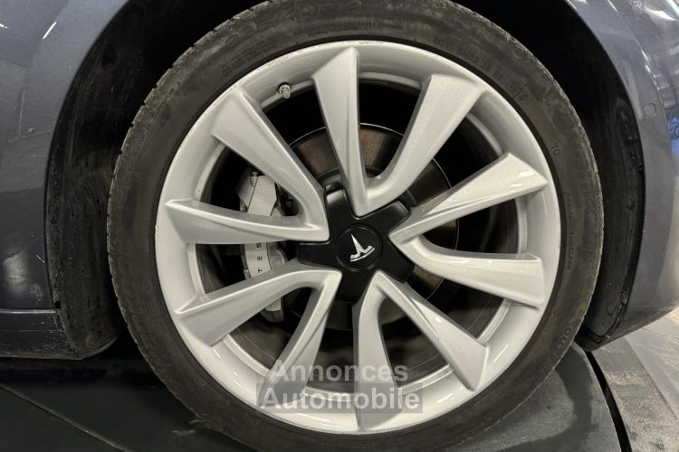 Tesla Model 3 Dual Motor AWD  Long-Range - <small></small> 32.990 € <small></small> - #40