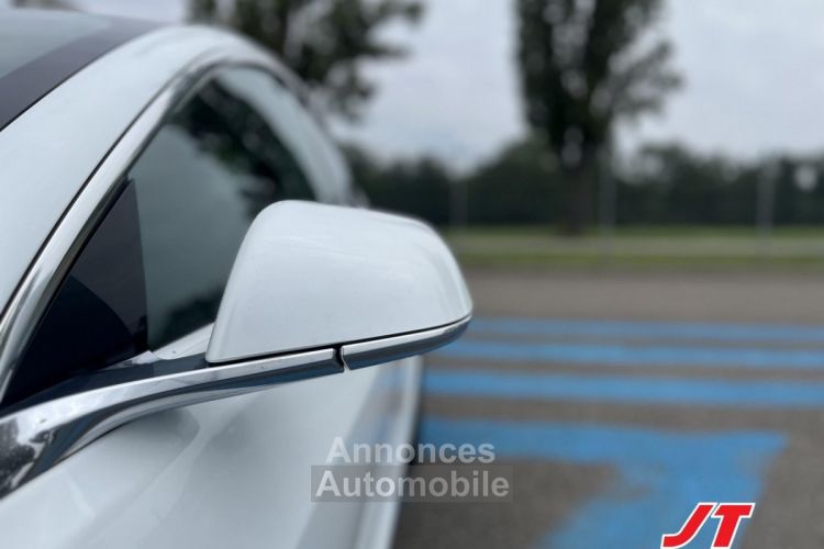 Tesla Model 3 Dual Motor AWD  Performance - <small></small> 29.890 € <small>TTC</small> - #9