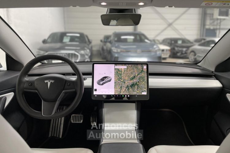 Tesla Model 3 Dual Motor AWD 398 CH Long-Range Première main - <small></small> 24.990 € <small>TTC</small> - #11