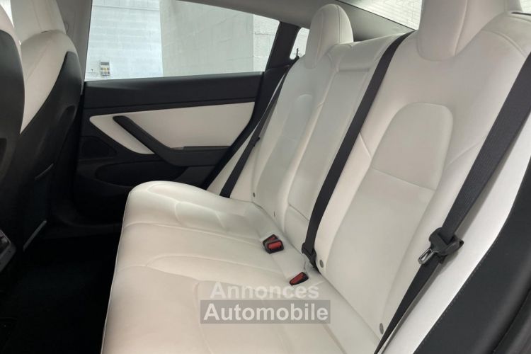 Tesla Model 3 Dual Motor AWD 398 CH Long-Range Première main - <small></small> 24.990 € <small>TTC</small> - #17