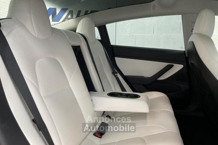 Tesla Model 3 Dual Motor AWD 398 CH Long-Range Première main - <small></small> 24.990 € <small>TTC</small> - #18