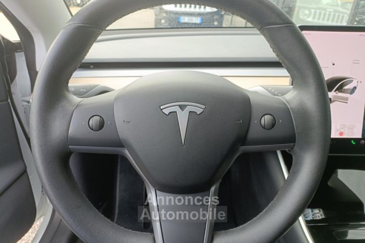 Tesla Model 3 Long-Range Dual Motor AWD - <small></small> 29.890 € <small></small> - #17