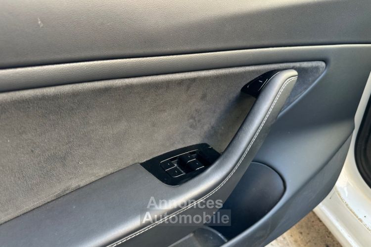 Tesla Model 3 Long Range Dual Motor AWD - <small></small> 29.990 € <small>TTC</small> - #21