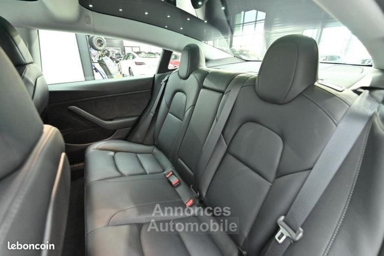 Tesla Model 3 Long Range Dual Motor AWD 4P - <small></small> 30.990 € <small>TTC</small> - #13