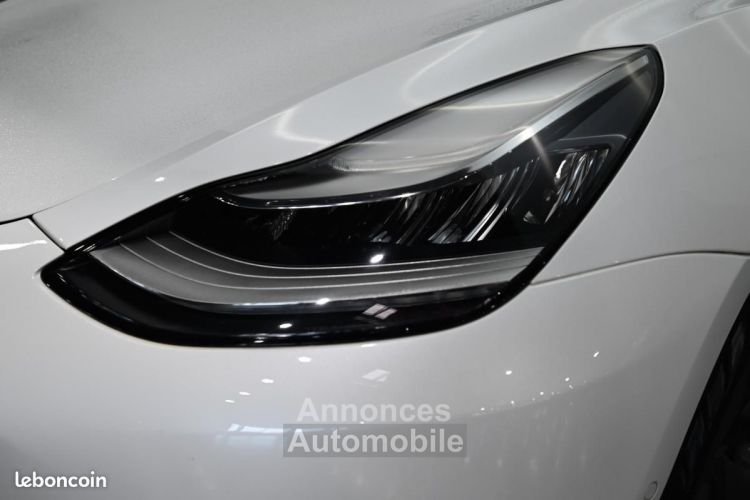 Tesla Model 3 Long Range Dual Motor AWD 4P - <small></small> 29.990 € <small>TTC</small> - #13