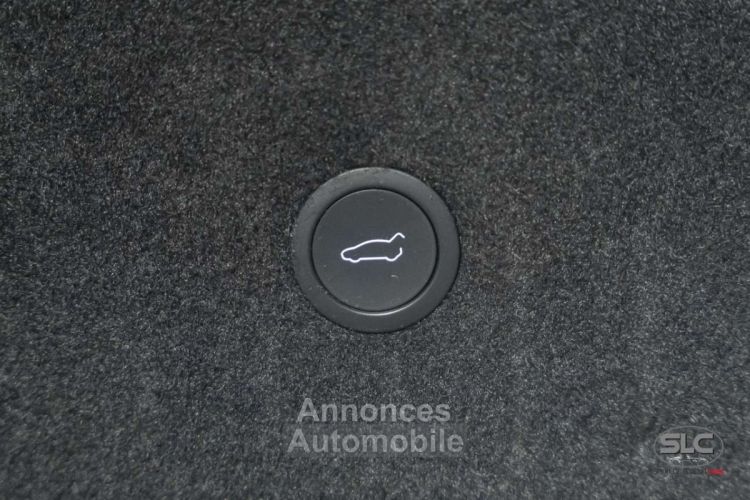 Tesla Model S Yoke-21Arachnid-Autopilot Dual Motor Long Range - <small></small> 71.890 € <small>TTC</small> - #29