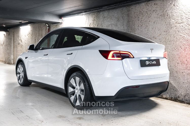 Tesla Model Y 300 Standard RWD 75 KWH - <small>A partir de </small>390 EUR <small>/ mois</small> - #11