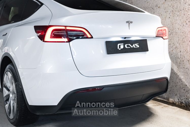 Tesla Model Y 300 Standard RWD 75 KWH - <small>A partir de </small>390 EUR <small>/ mois</small> - #12