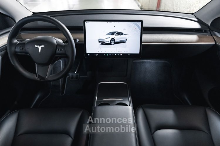 Tesla Model Y 300 Standard RWD 75 KWH - <small>A partir de </small>390 EUR <small>/ mois</small> - #29