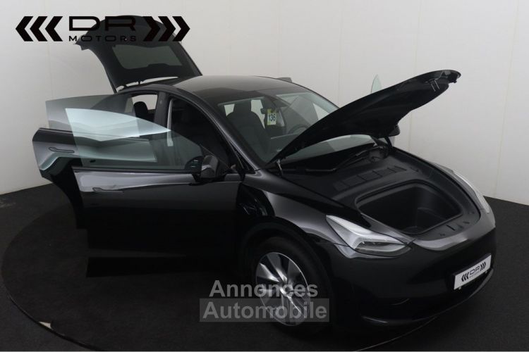 Tesla Model Y AUTOPILOT - PANODAK - <small></small> 39.995 € <small>TTC</small> - #11