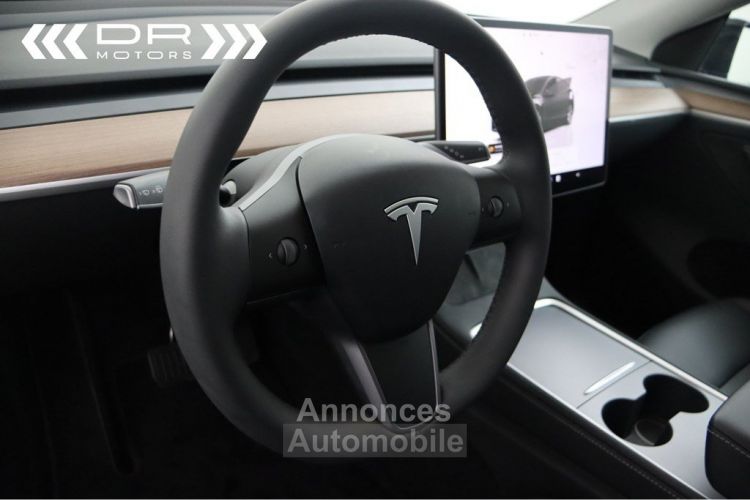 Tesla Model Y AUTOPILOT - PANODAK - <small></small> 39.995 € <small>TTC</small> - #29