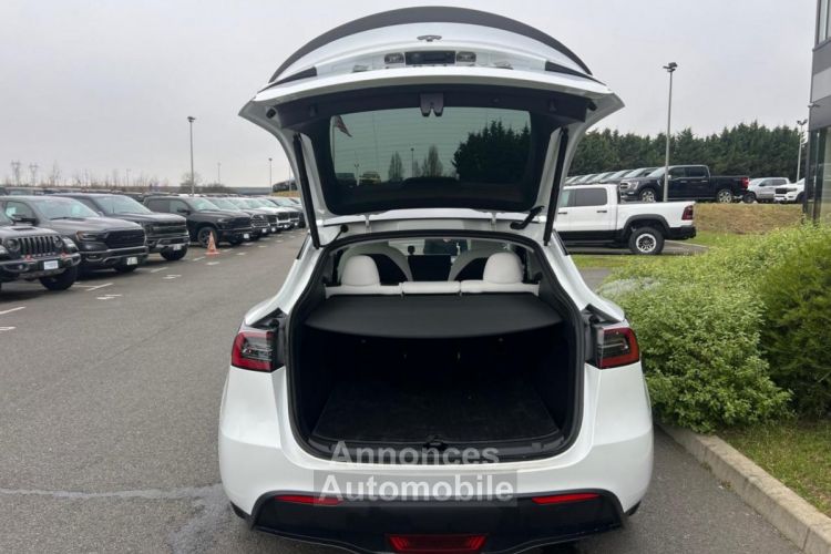 Tesla Model Y AWD Performance 2023 + ATTELAGE - <small></small> 49.900 € <small>TTC</small> - #5