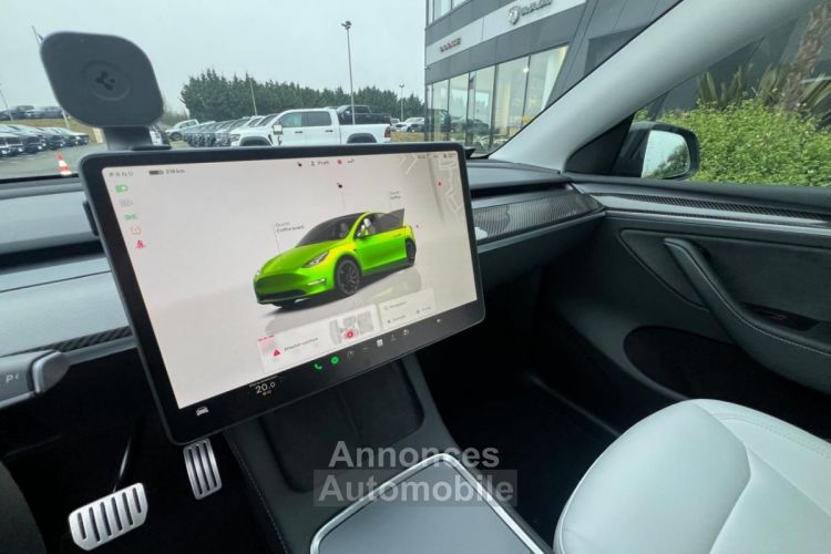 Tesla Model Y AWD Performance 2023 + ATTELAGE - <small></small> 49.900 € <small>TTC</small> - #19