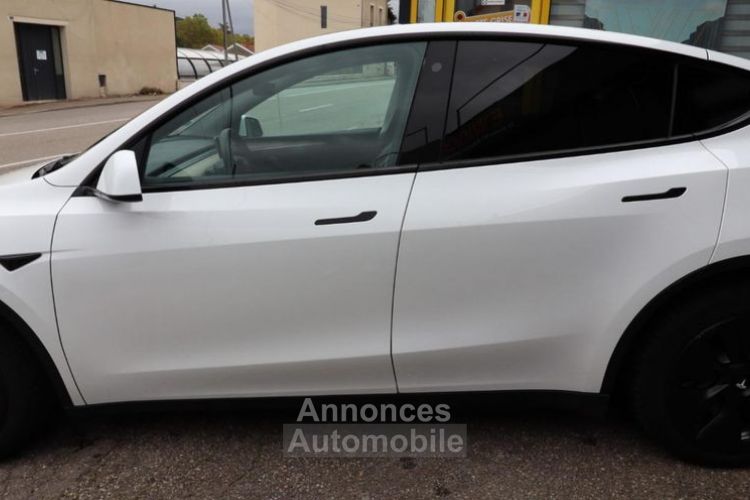 Tesla Model Y DUAL MOTOR LONG RANGE 4WD BVA - <small></small> 37.989 € <small>TTC</small> - #3