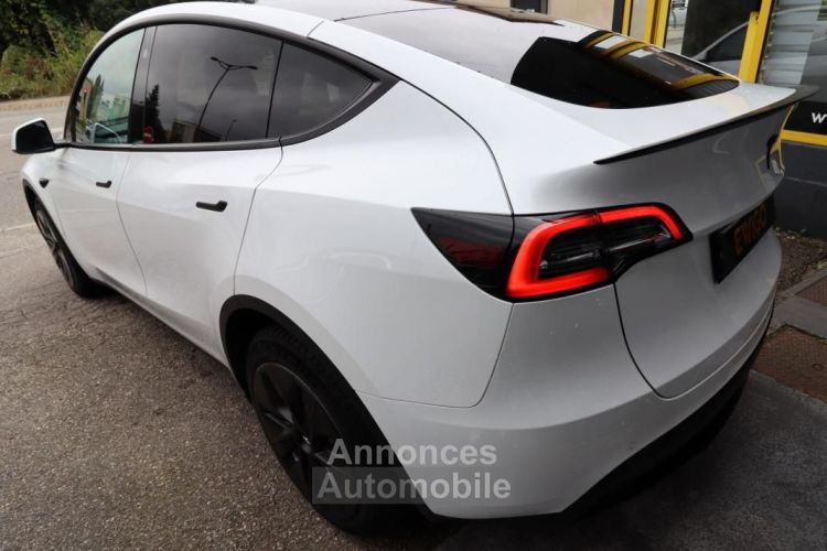 Tesla Model Y DUAL MOTOR LONG RANGE 4WD BVA - <small></small> 37.989 € <small>TTC</small> - #4