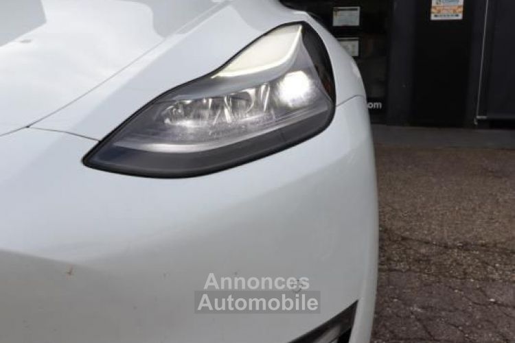 Tesla Model Y DUAL MOTOR LONG RANGE 4WD BVA - <small></small> 37.989 € <small>TTC</small> - #11