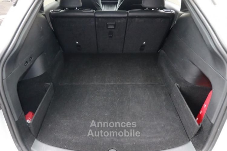 Tesla Model Y DUAL MOTOR LONGUE AUTONOMIE 4WD BVA - <small></small> 35.989 € <small>TTC</small> - #18