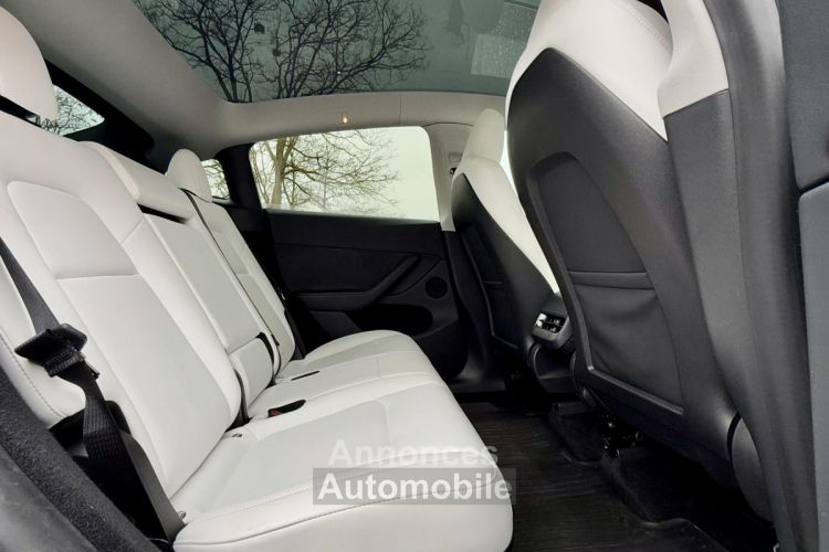 Tesla Model Y Performance Attelage Autopilot Amelioré 534 / TVA Recup / Interieur blanc - <small></small> 47.990 € <small></small> - #11