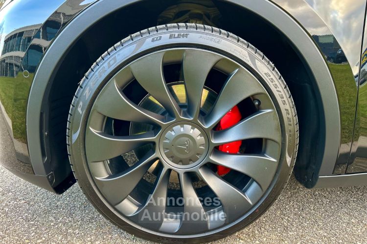 Tesla Model Y PERFORMANCE DUAL MOTOR 476 Ch 1° MAIN FR - <small></small> 39.900 € <small></small> - #39