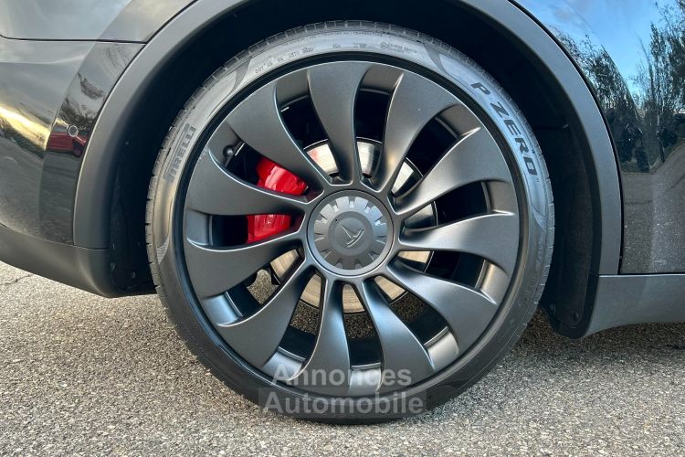 Tesla Model Y PERFORMANCE DUAL MOTOR 476 Ch 1° MAIN FR - <small></small> 39.900 € <small></small> - #37