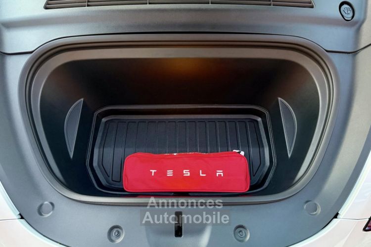 Tesla Model Y Performance Dual Motor 534 Attelage Conduite Complètement Autonome Garantie 2030 - <small></small> 47.990 € <small>TTC</small> - #19