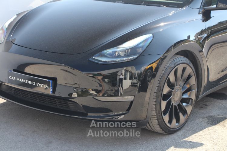 Tesla Model Y Performance Dual Motor AWD - <small>A partir de </small>760 EUR <small>/ mois</small> - #3