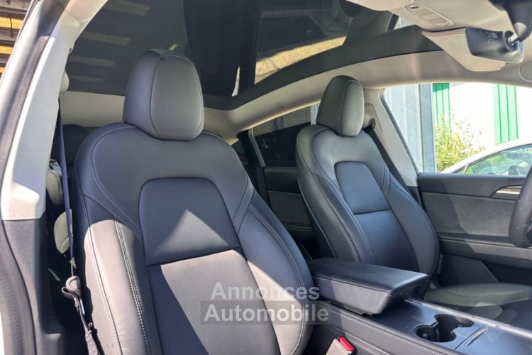 Tesla Model Y Standard RWD - 1ERE MAIN - <small></small> 33.490 € <small>TTC</small> - #21