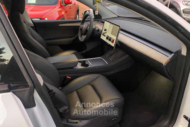 Tesla Model Y TESLA MODELE Y PROPULSION 1ERE MAIN !!!!!! - <small></small> 32.990 € <small></small> - #7