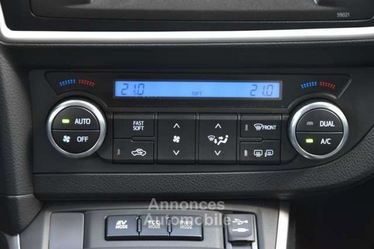 Toyota Auris - HYBRIDE - AUTOMAAT - NAVI - CAMERA - - 1°HAND - CARPASS - - <small></small> 14.500 € <small>TTC</small> - #11