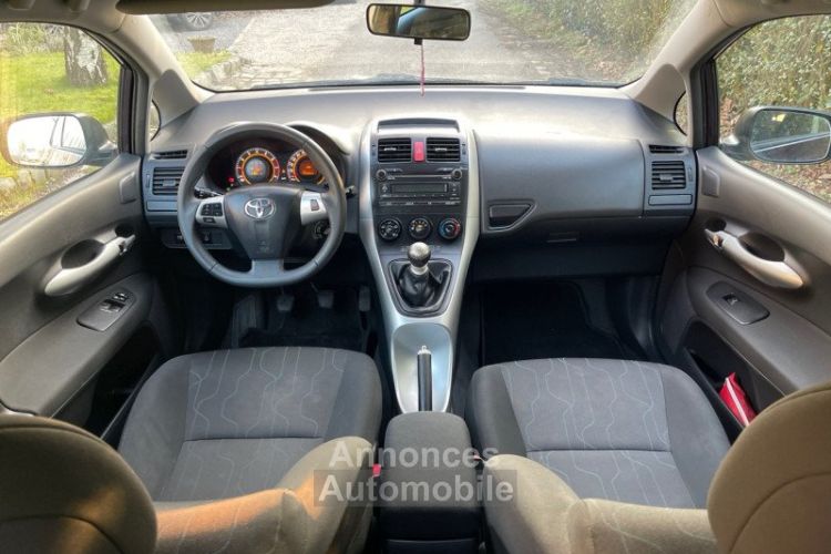 Toyota Auris 100 VVT-I ACTIVE 5 PORTES * 113.000KM 1ERE MAIN GARANTIE - <small></small> 6.490 € <small>TTC</small> - #9