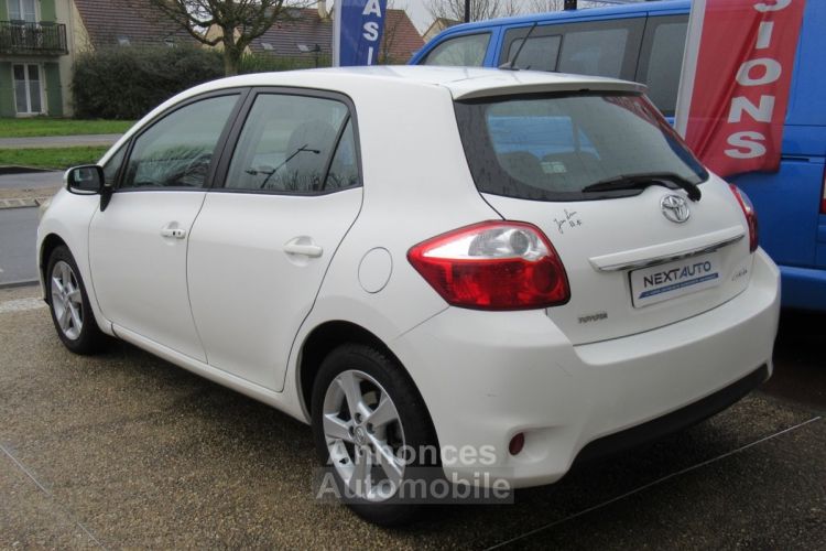 Toyota Auris 126 D-4D FAP DYNAMIC 5P - <small></small> 5.890 € <small>TTC</small> - #3