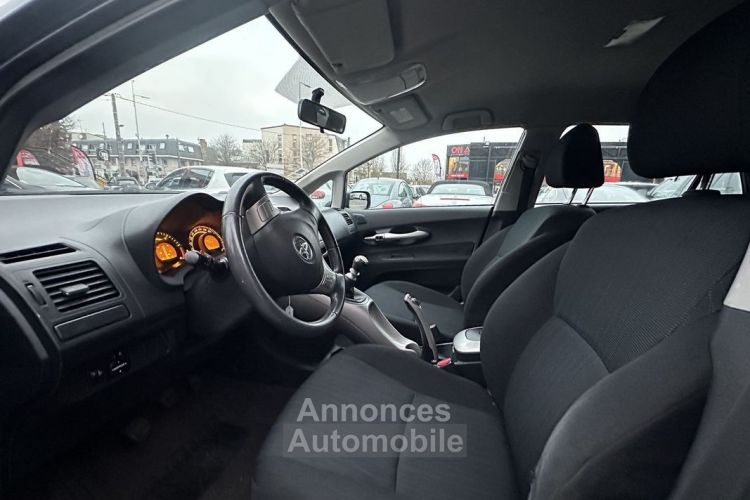 Toyota Auris 126 D-4D LUNA 5P - <small></small> 3.490 € <small>TTC</small> - #3