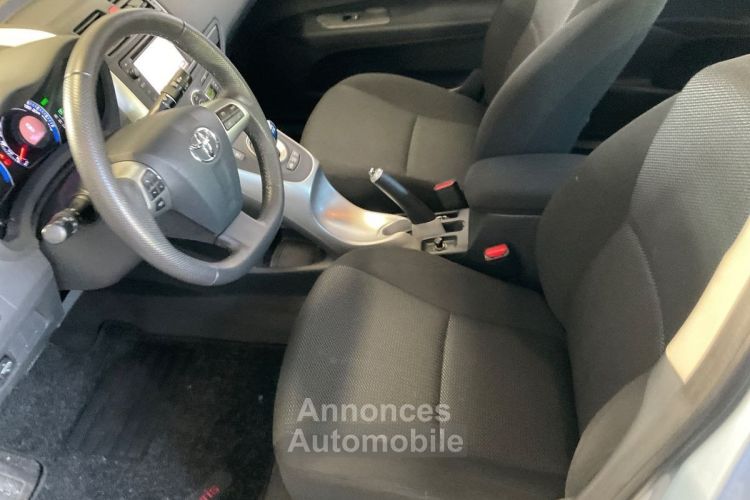 Toyota Auris 1.8 100CV HYBRID TRAVEL / 1E MAIN / HYBRIDE / GARANTIE 12 MOIS / - <small></small> 11.490 € <small>TTC</small> - #12