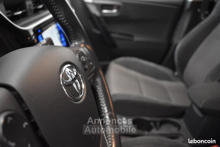 Toyota Auris 1.8 HSD 136ch FULL HYBRID COLLECTION BVA 1ERE MAIN FRANCAISE KEYLESS CAMERA AR SUI... - <small></small> 15.490 € <small>TTC</small> - #18