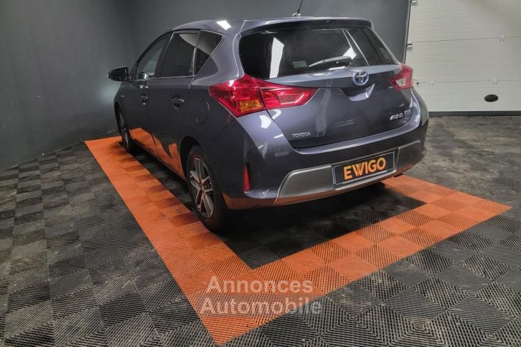 Toyota Auris 1.8 HSD 136H FULL-HYBRID FEEL BVA - <small></small> 10.390 € <small>TTC</small> - #5