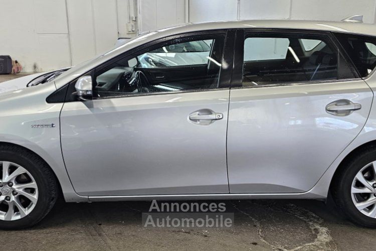 Toyota Auris 1.8 HYBRID 136H DYNAMIC - Suivis - <small></small> 16.490 € <small>TTC</small> - #20