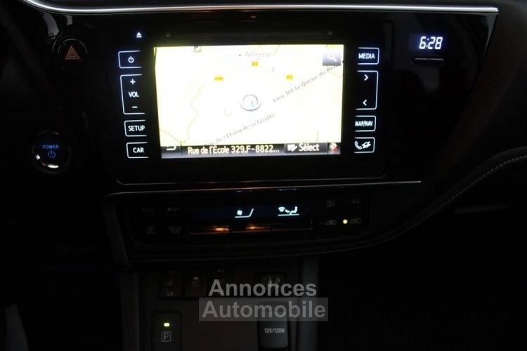 Toyota Auris 1L8 HYBRIDE 136 BOITE AUTO CAMÉRA GRAND GPS USB LEDS ABS CLIM AUTO REGULATEUR - <small></small> 17.990 € <small>TTC</small> - #15