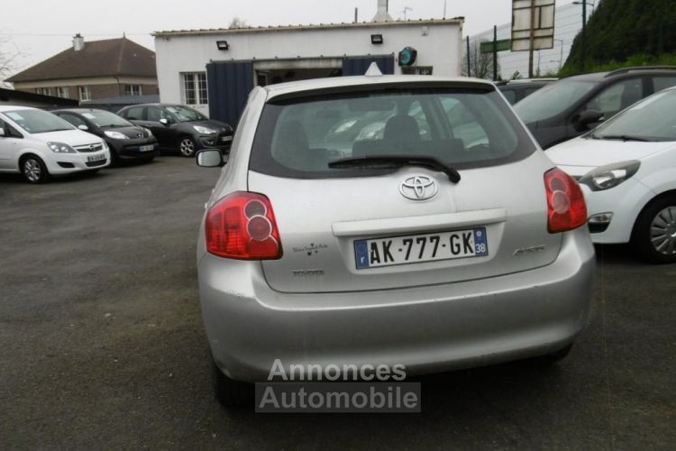 Toyota Auris 2.0l d4d 125cv dynamique (2010) - <small></small> 5.800 € <small>TTC</small> - #4