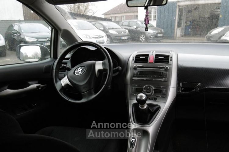 Toyota Auris 2.0l d4d 125cv dynamique (2010) - <small></small> 5.800 € <small>TTC</small> - #9