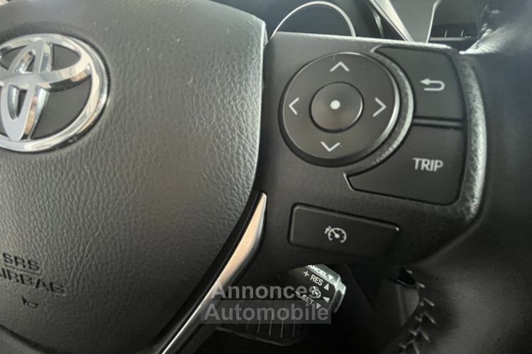 Toyota Auris DYNAMIC 1,6 D-4D 112 GPS CAMERA ATTELAGE PACK ELECTRIQUE BLUETOOTH REGULATEUR LIMITEUR PHARES - <small></small> 10.990 € <small>TTC</small> - #17