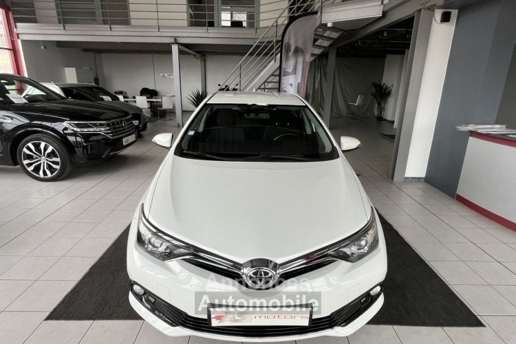 Toyota Auris DYNAMIC 1,6 D-4D 112 GPS CAMERA ATTELAGE PACK ELECTRIQUE BLUETOOTH REGULATEUR LIMITEUR PHARES - <small></small> 10.990 € <small>TTC</small> - #21