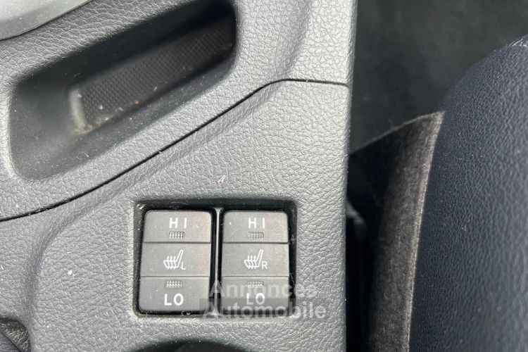 Toyota Auris HSD 136h Feel - <small></small> 9.352 € <small>TTC</small> - #14