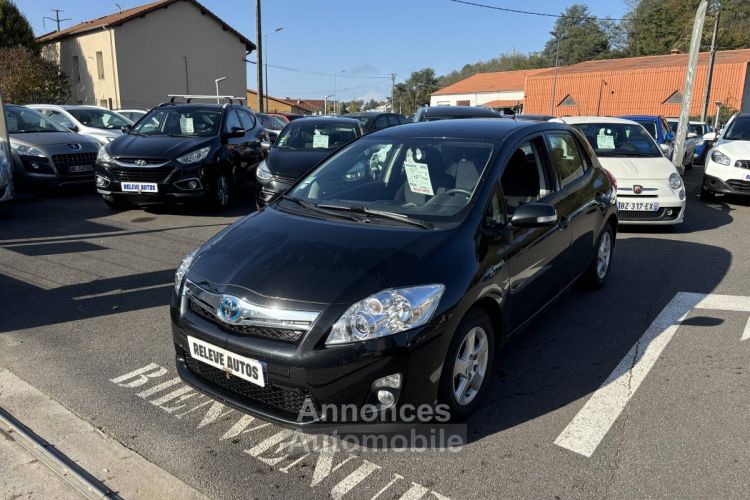 Toyota Auris HSD 136h Millenium 17 5p - <small></small> 11.990 € <small>TTC</small> - #2